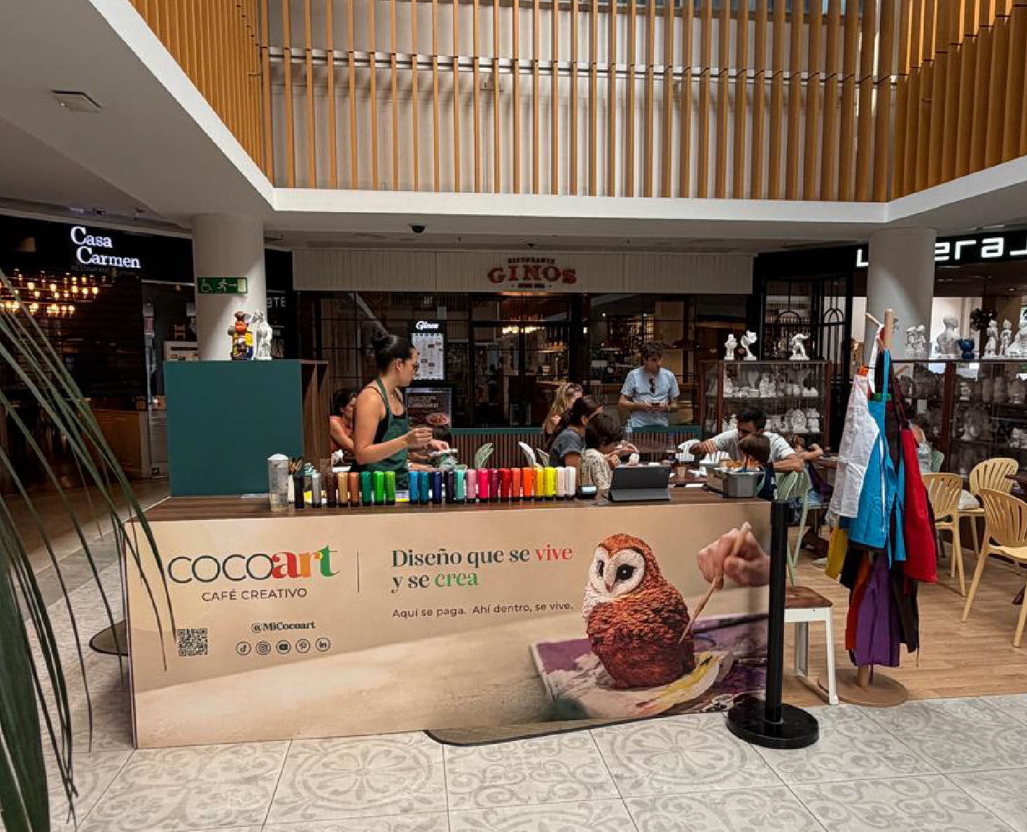 Interior de COCOART Arturo Soria